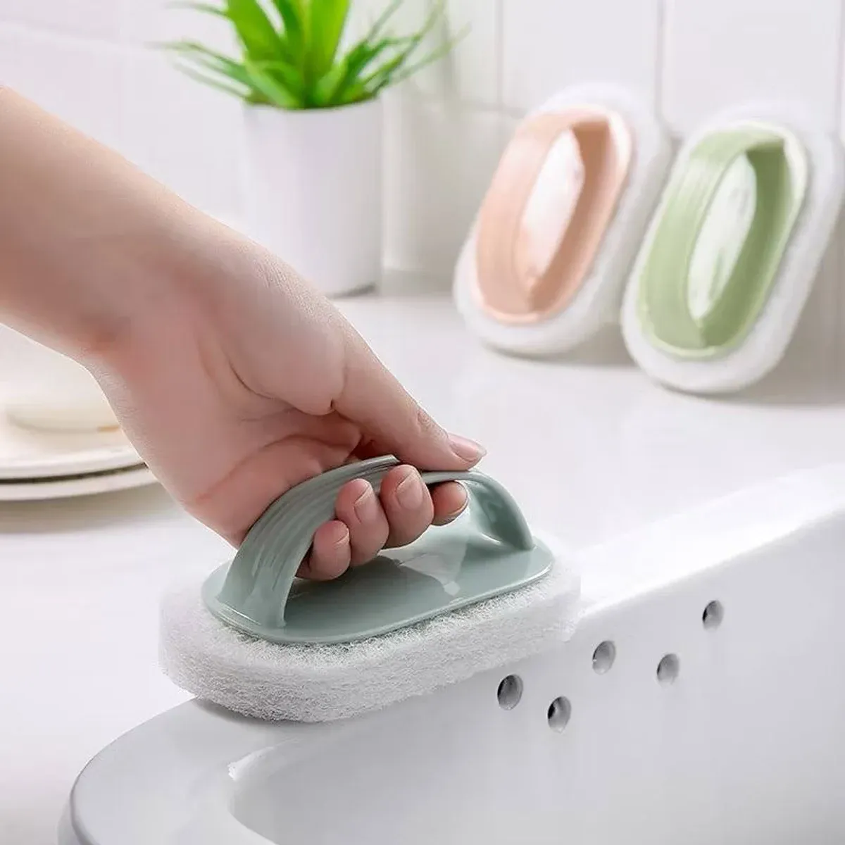 Bàn Chải Bọt Biển Vệ Sinh Đa Năng Cho Nhà Tắm & Nhà Bếp Sạch Bóng